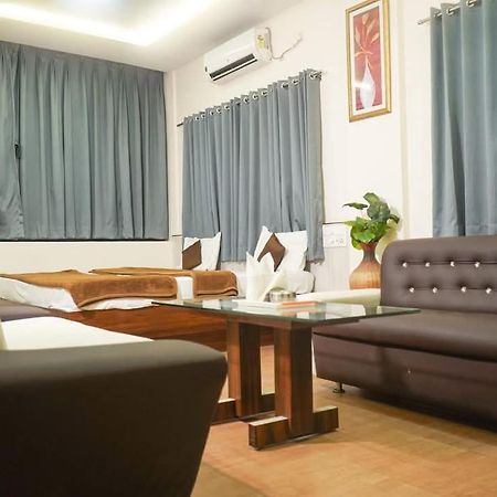 Hotel Alka Palace Durg Kültér fotó